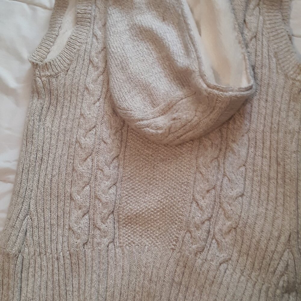 Aventura Knit faux fur lined vest, small
